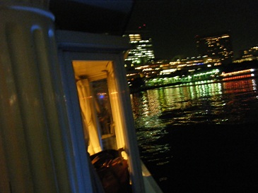 オリエンタル出窓