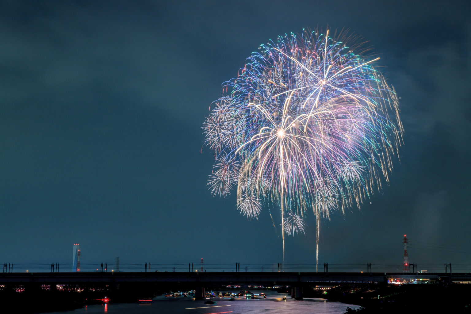 打ち上げ花火のイメージ