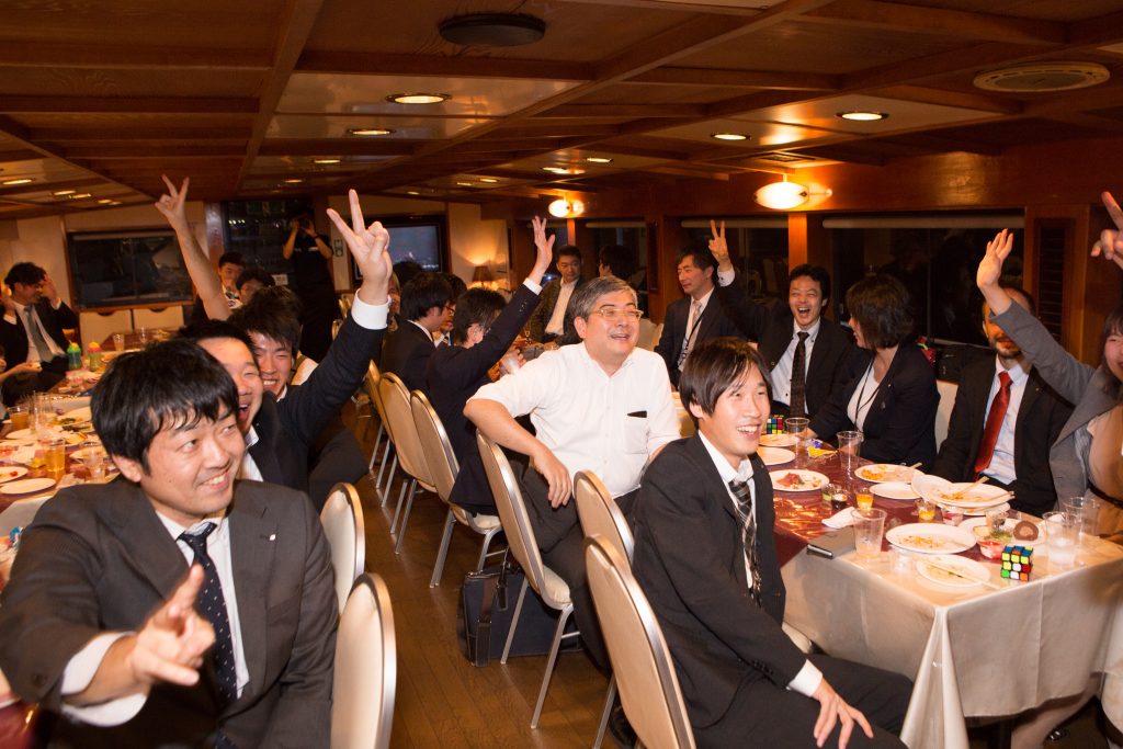 お台場レインボー花火を楽しむ団体様