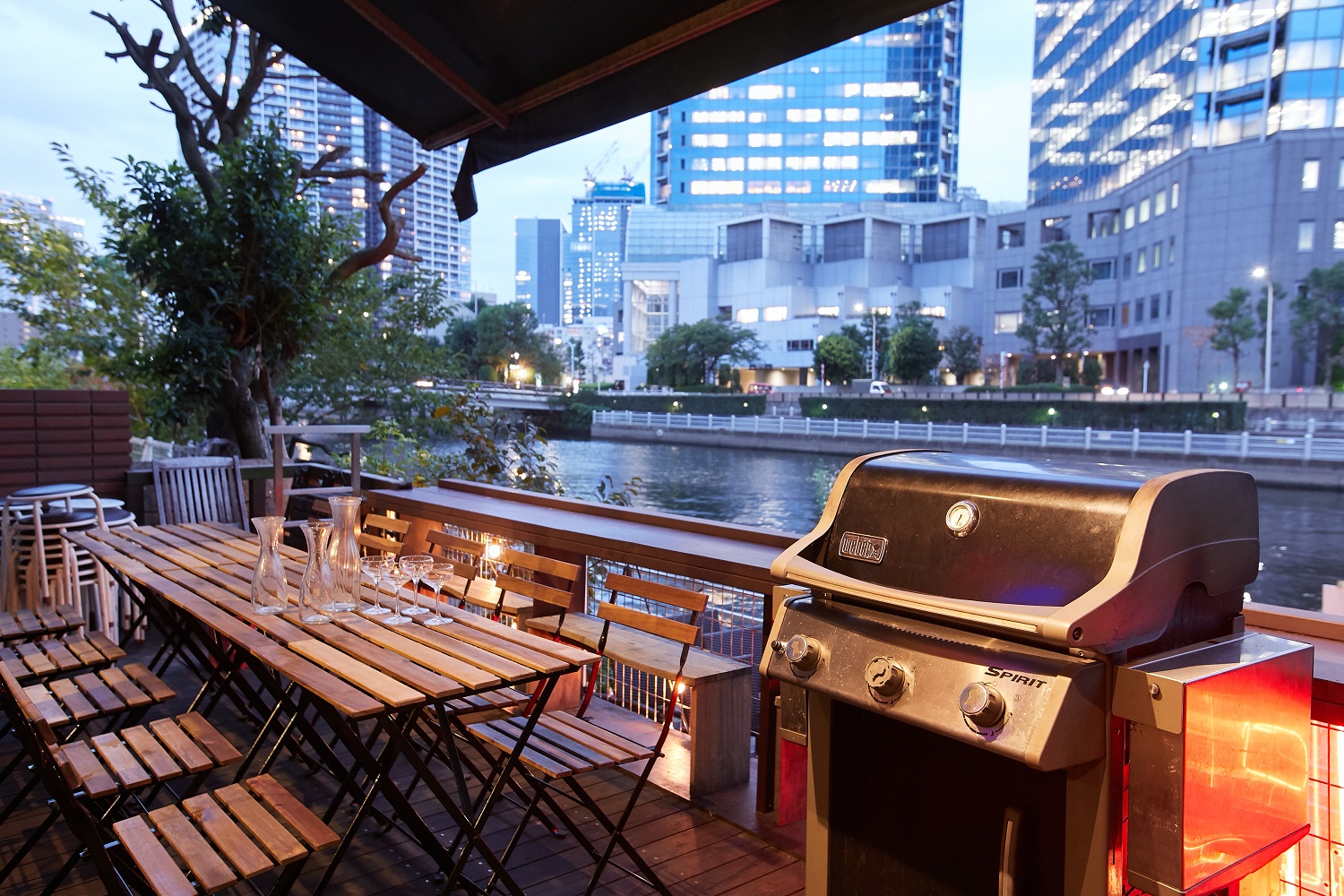 Lounge CRIBテラス