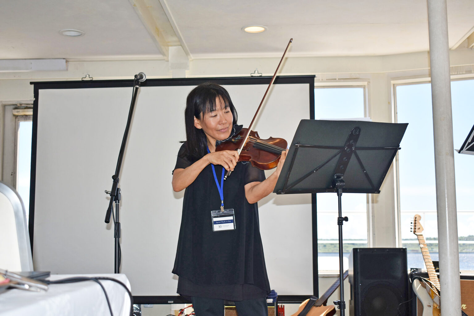 バイオリンの生演奏