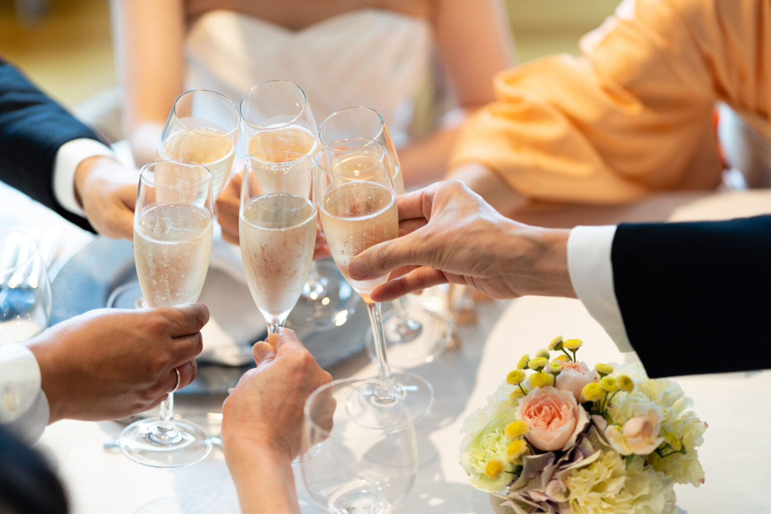 シャンパンで乾杯