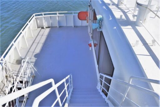 セレブリティ2号　2階後方デッキ