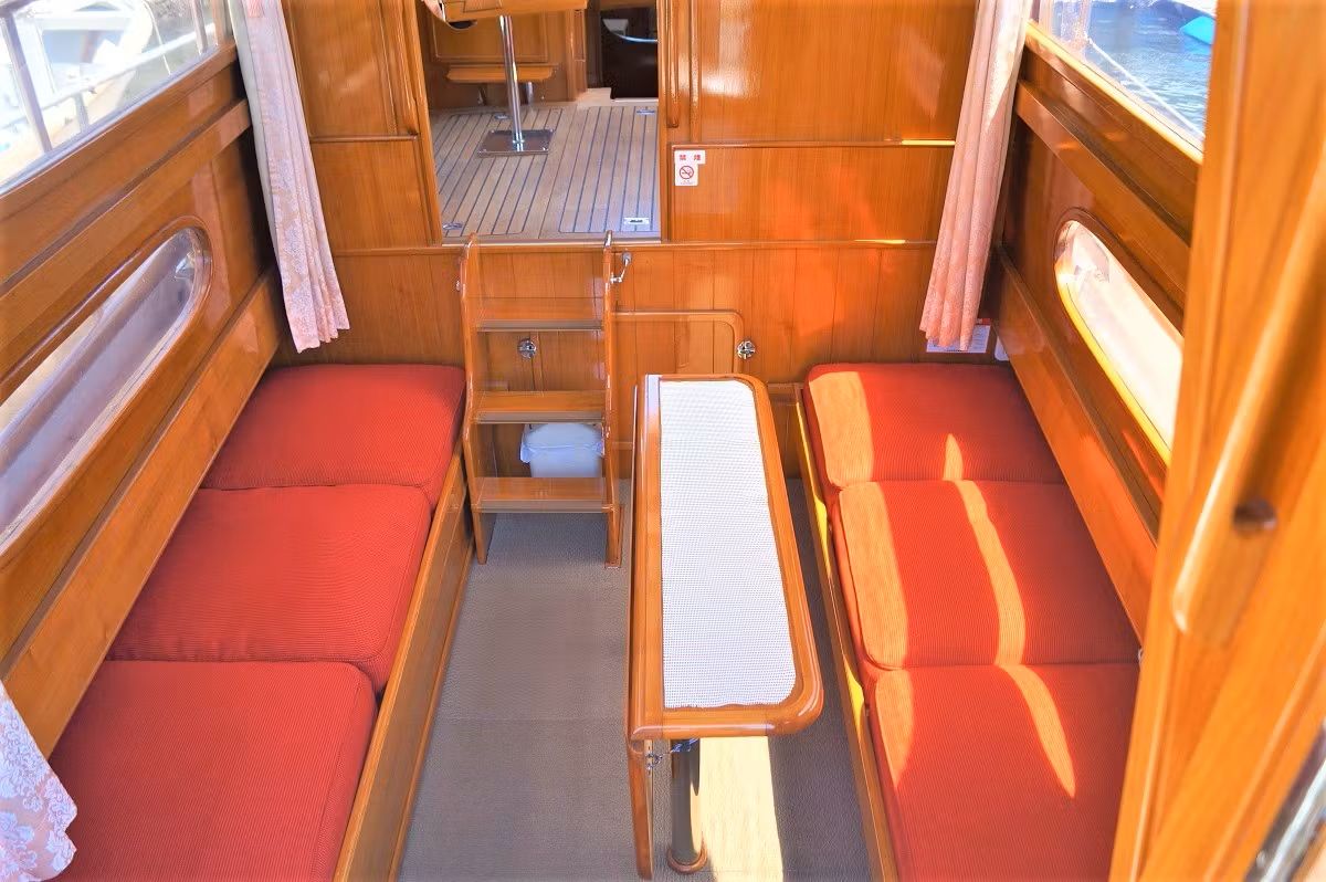 ドーバー　メインフロア