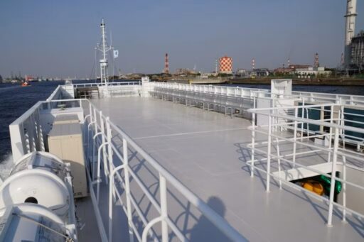 ロサ・アルバ　2階　デッキ