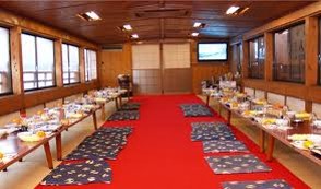 屋形船船内座敷タイプ