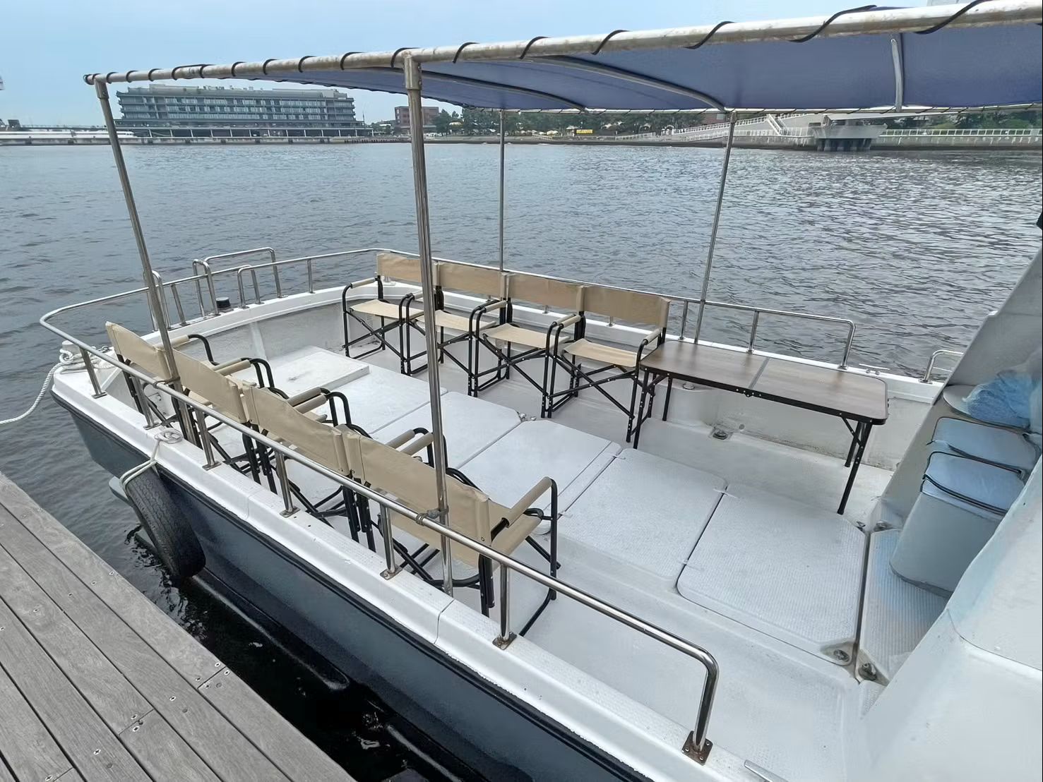 サニー　後方デッキ