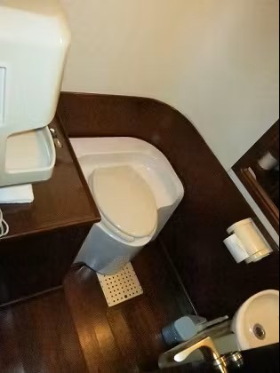 ヘレナ号お手洗い